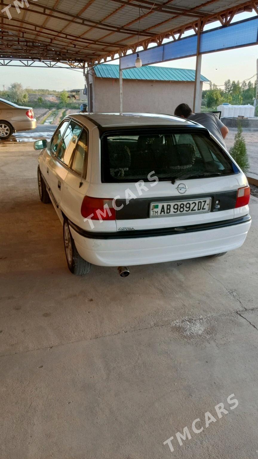 Opel Astra 1995 - 30 000 TMT - Губадаг - img 4