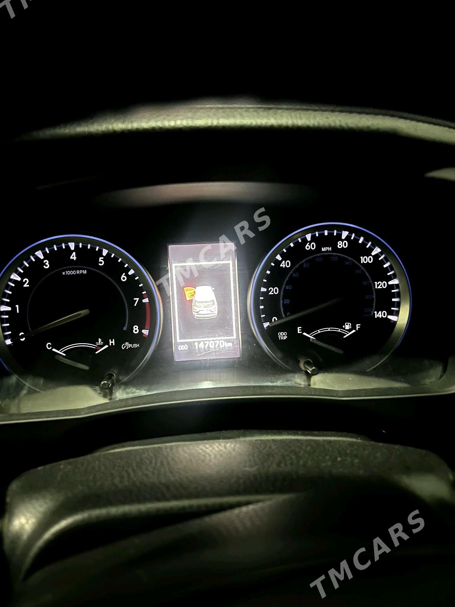 Toyota Highlander 2017 - 520 000 TMT - Мары - img 3