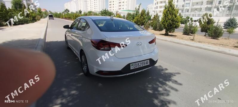 Hyundai Elantra 2020 - 215 000 TMT - Ким район - img 4