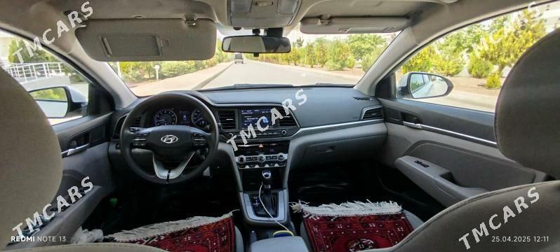 Hyundai Elantra 2020 - 215 000 TMT - Ким район - img 3