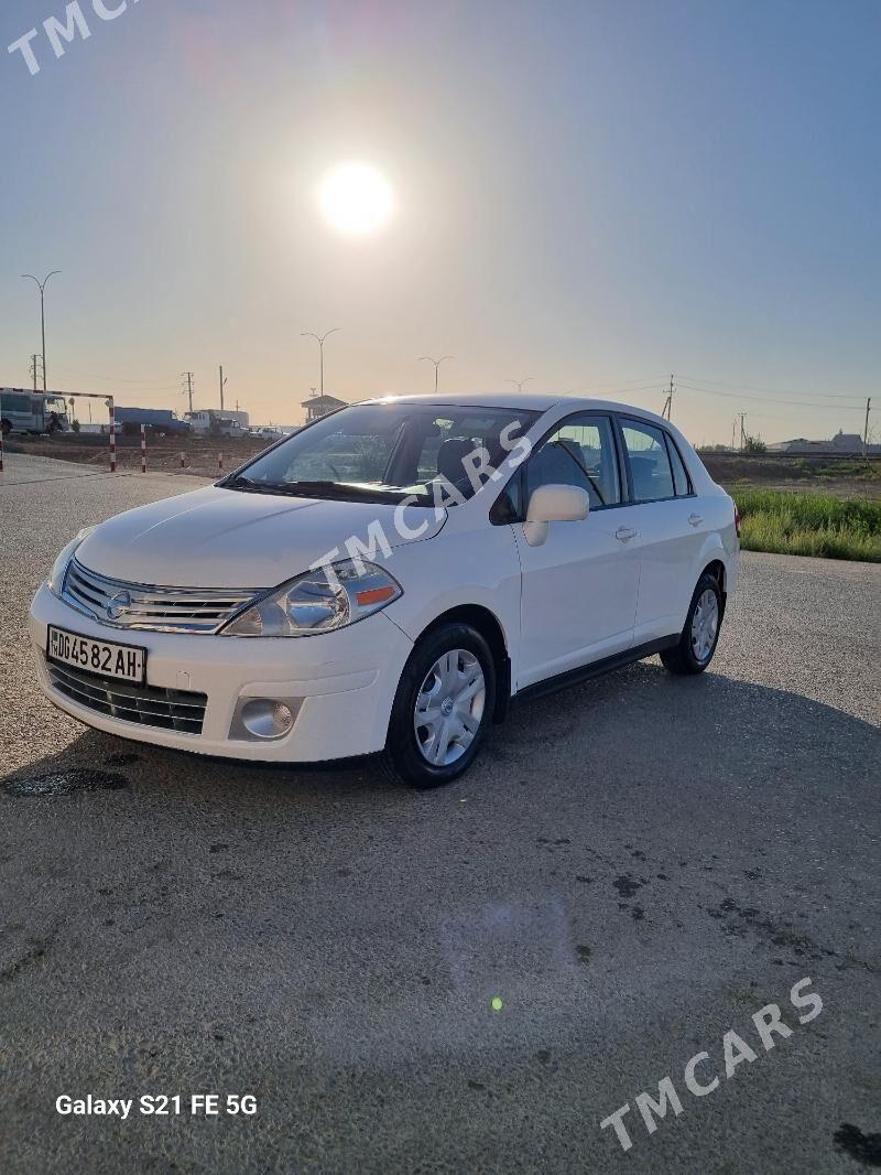 Nissan Versa 2010 - 118 000 TMT - Кака - img 4