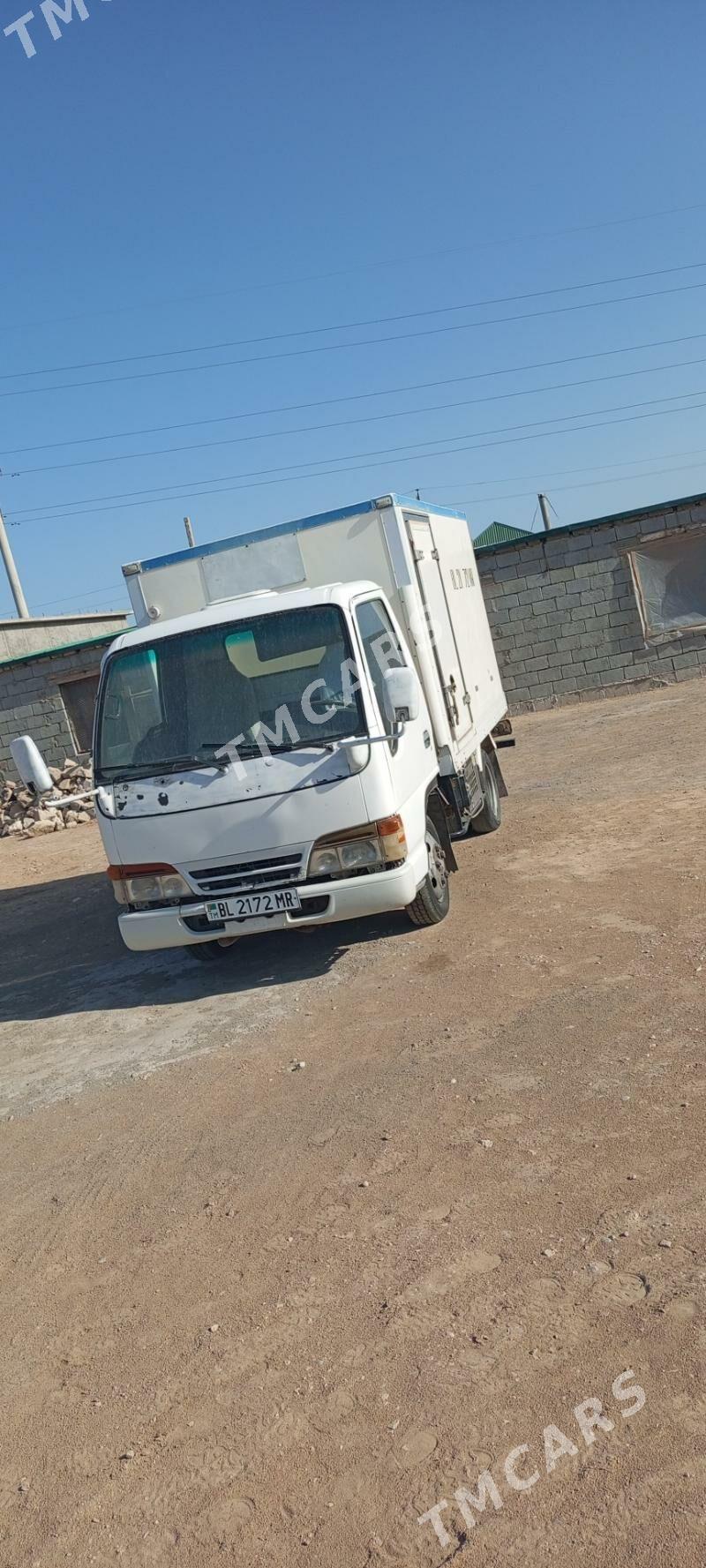 Isuzu Elf 1994 - 140 000 TMT - Türkmenbaşy - img 2