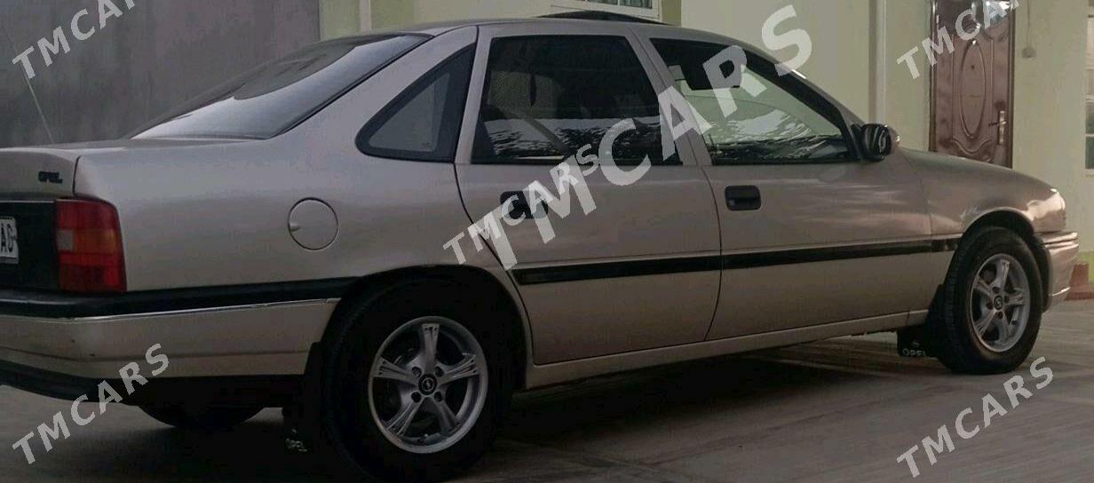 Opel Vectra 1992 - 36 000 TMT - Bäherden - img 2