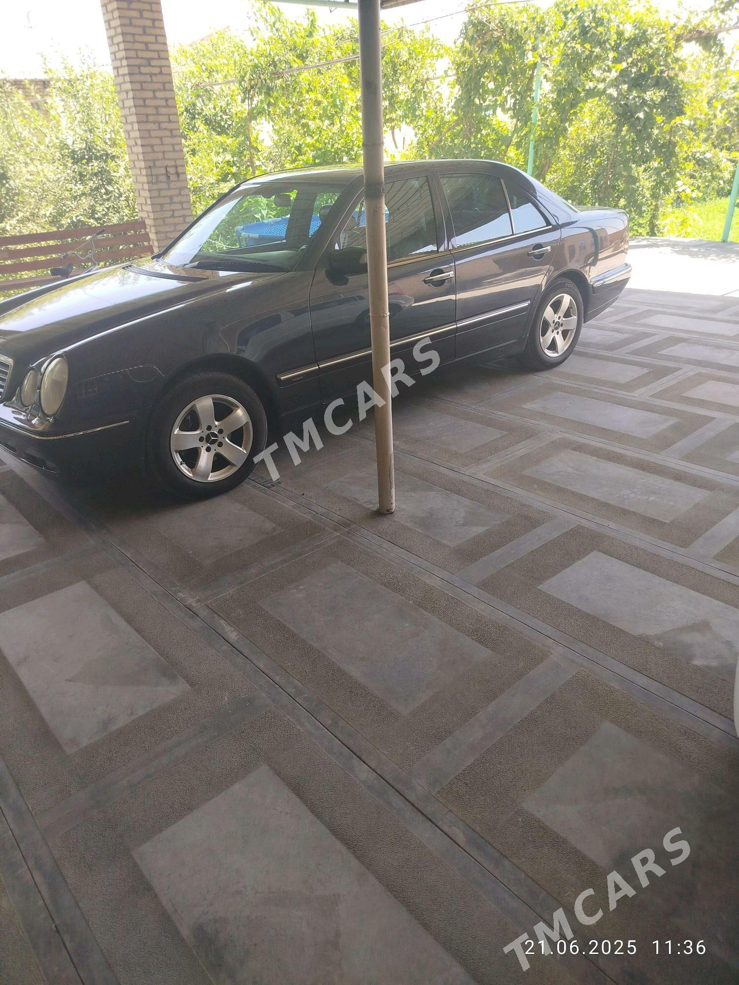 Mercedes-Benz E320 2001 - 130 000 TMT - Туркменабат - img 3