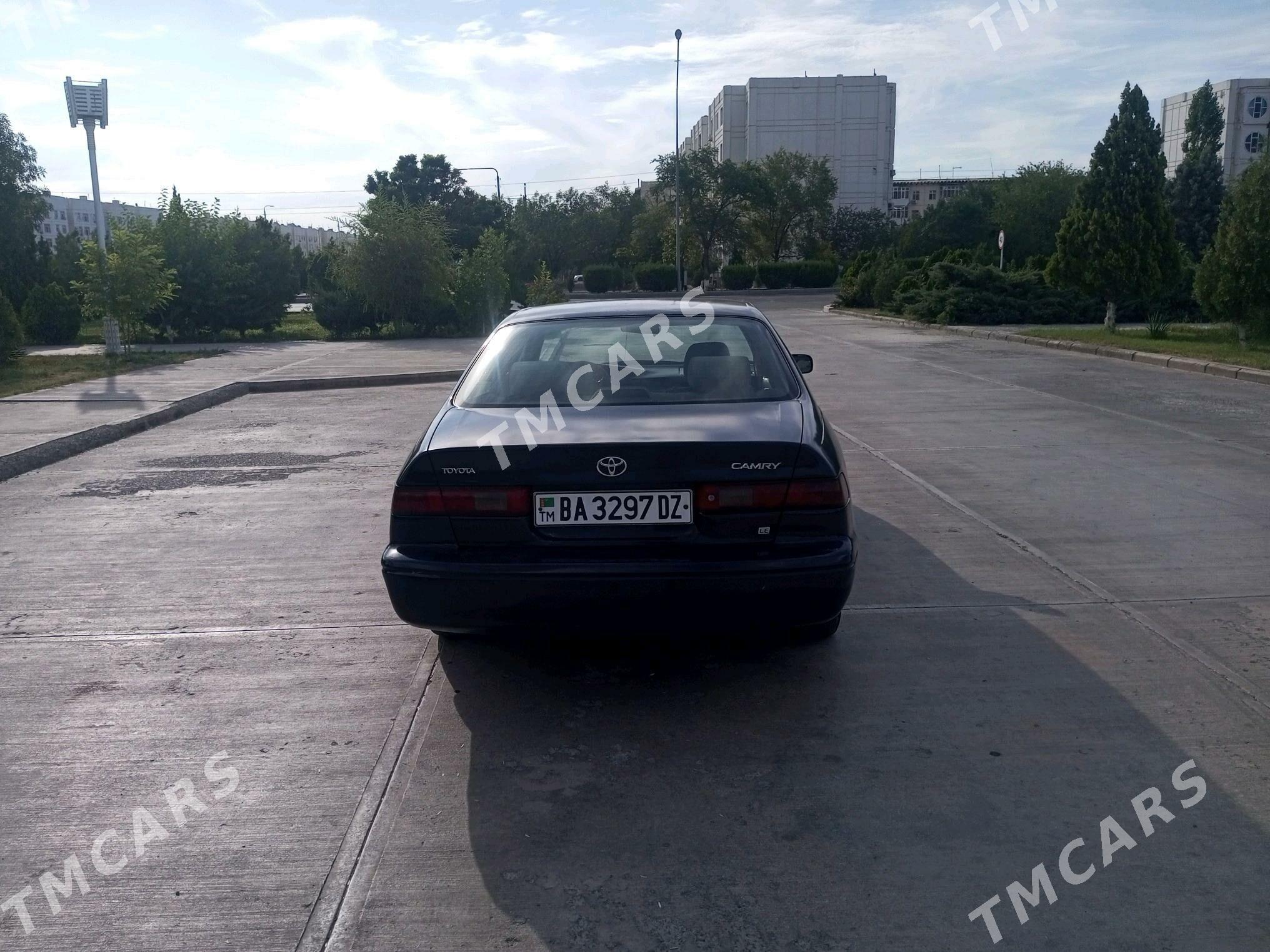 Toyota Camry 1998 - 90 000 TMT - Дашогуз - img 3