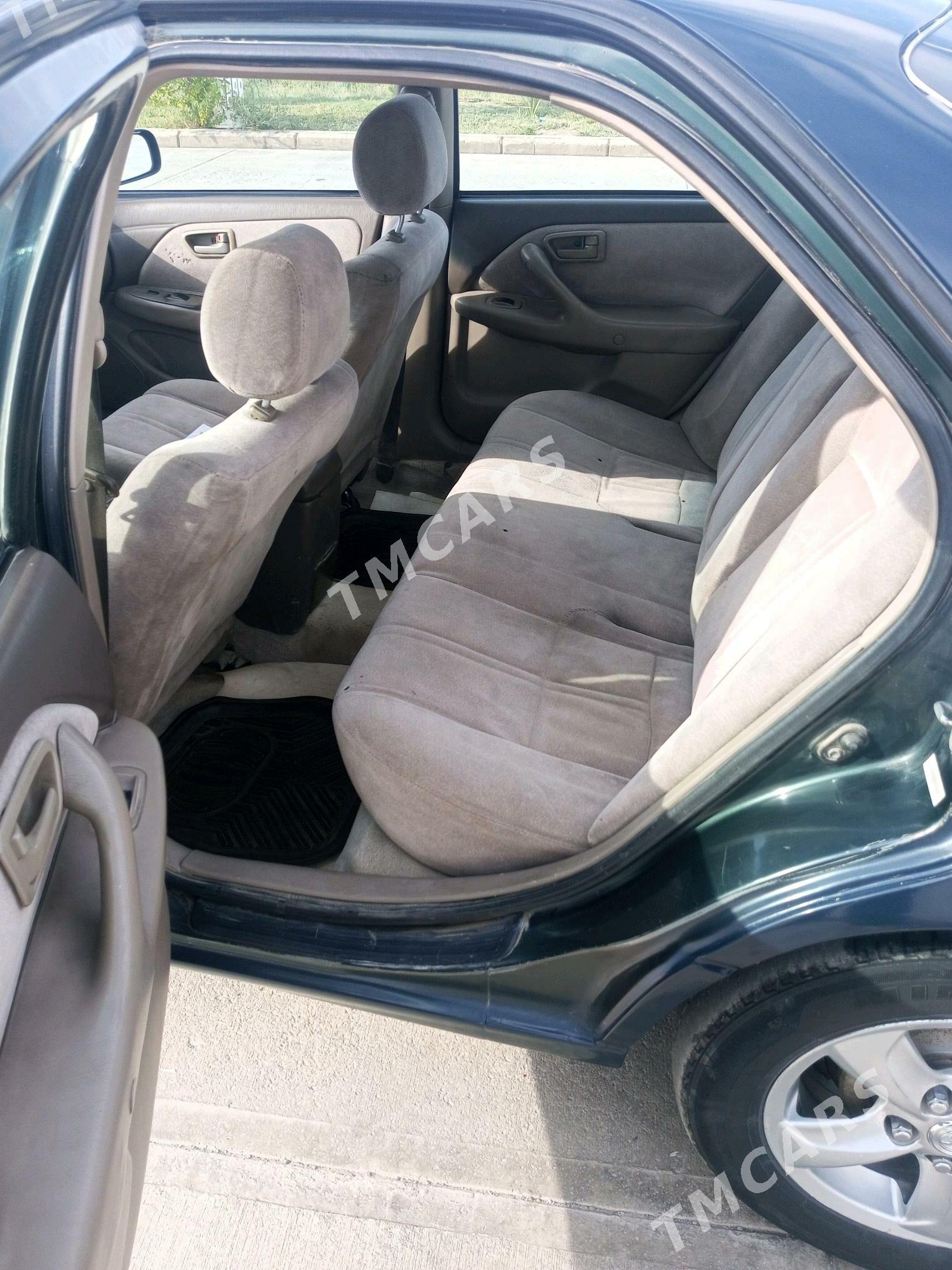 Toyota Camry 1998 - 90 000 TMT - Дашогуз - img 5