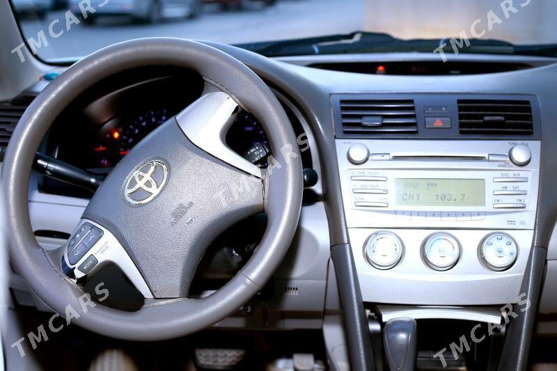 Toyota Camry 2010 - 180 000 TMT - Мары - img 2