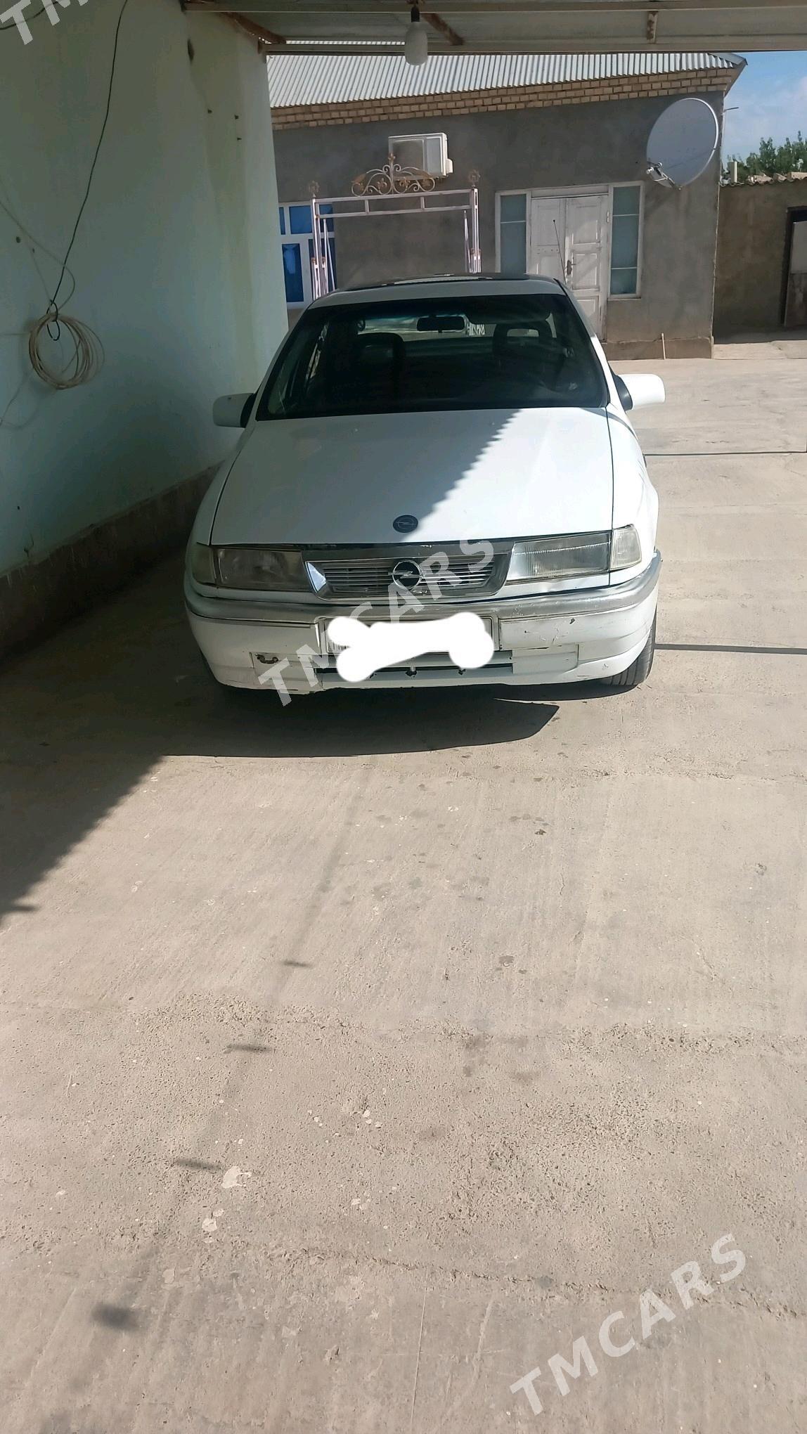 Opel Vectra 1992 - 27 000 TMT - Гёкдепе - img 3