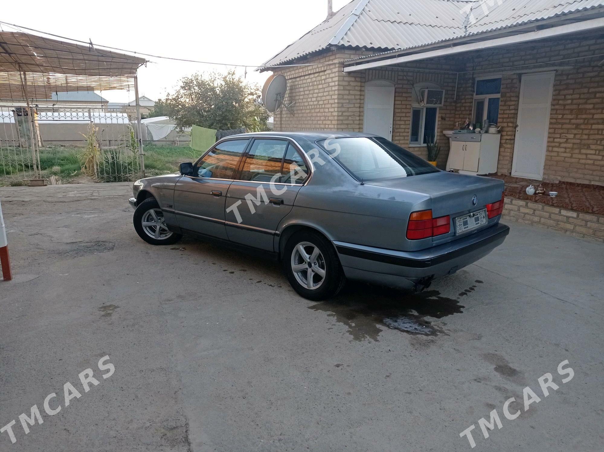 BMW 535 1990 - 30 000 TMT - Мары - img 6