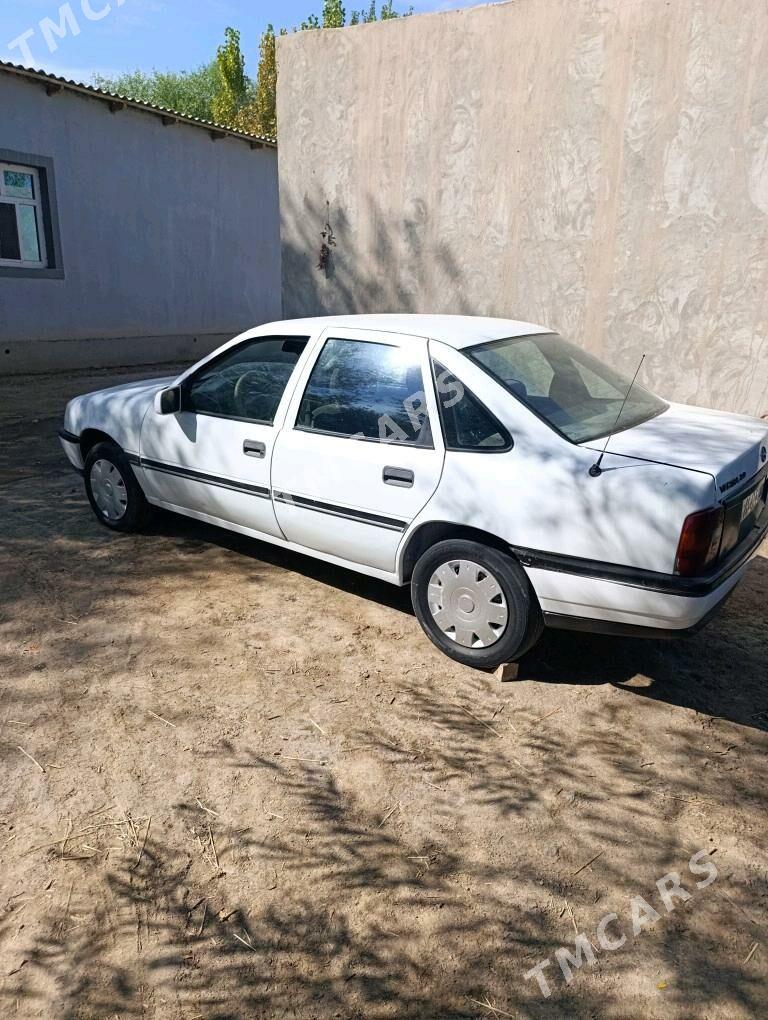 Opel Vectra 1990 - 20 000 TMT - Boldumsaz - img 5