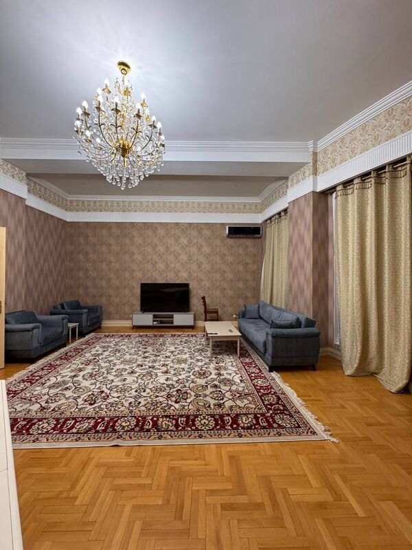 КНИГА «РУХНАМА» - Aşgabat - img 4