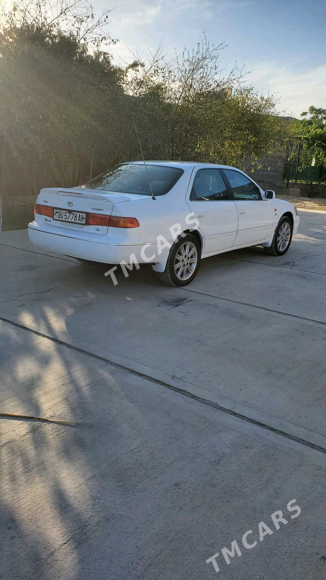 Toyota Camry 2000 - 124 000 TMT - Кака - img 4