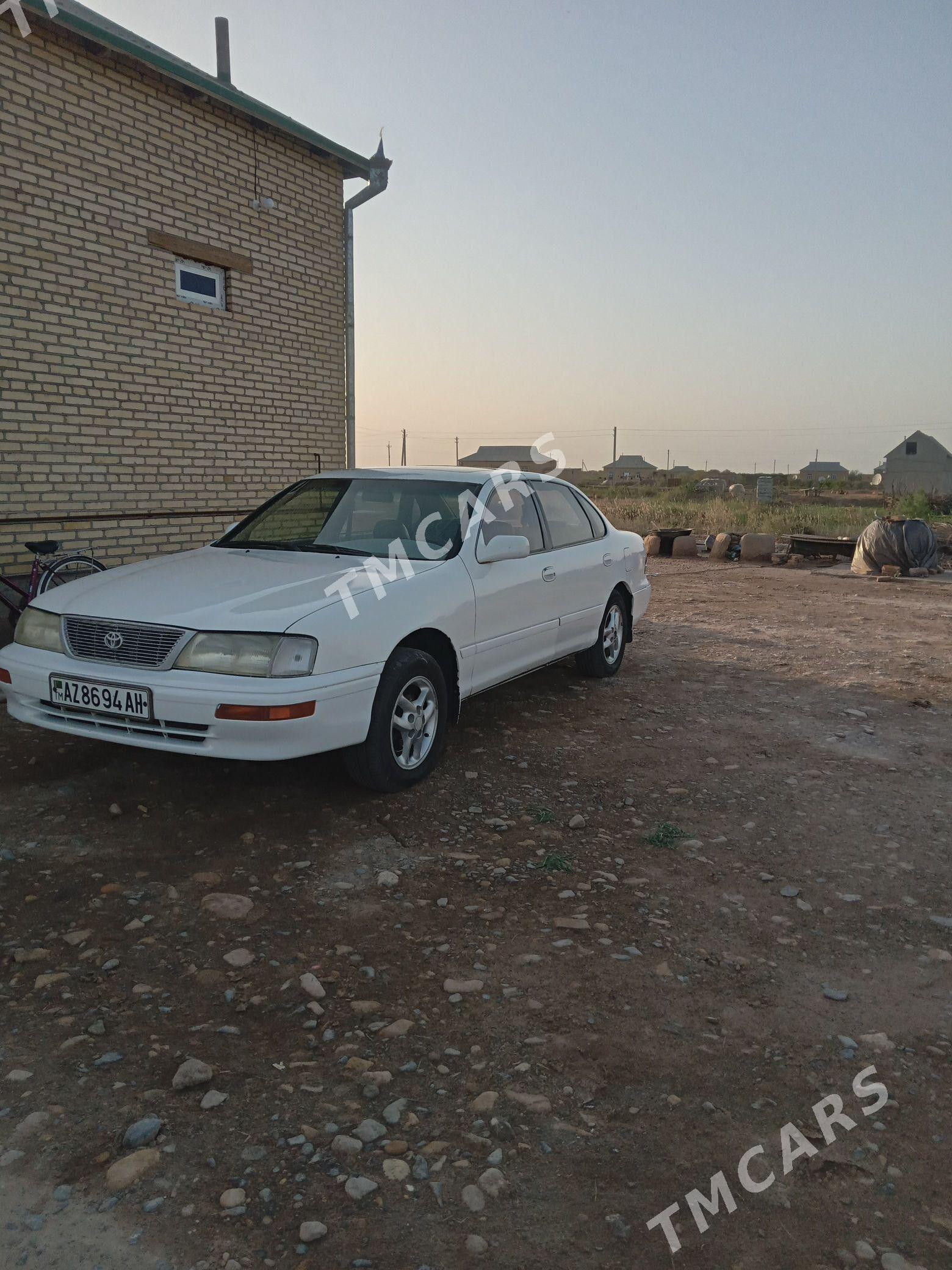 Toyota Avalon 1995 - 100 000 TMT - Бабадайхан - img 4