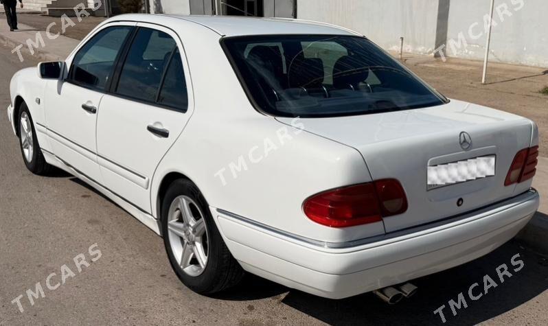 Mercedes-Benz E430 1999 - 110 000 TMT - Mary - img 2