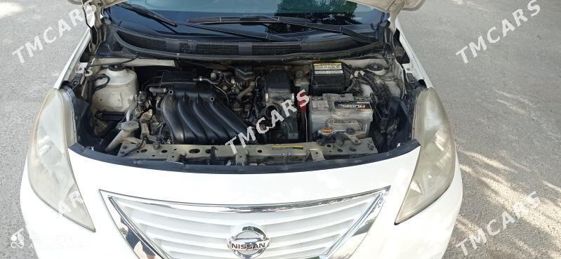 Nissan Versa 2013 - 120 000 TMT - 14-nji tapgyr (Sowhozny köç) - img 5