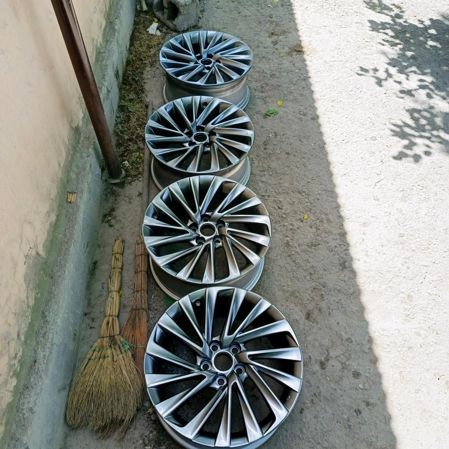21 Lexus disga teker 18. 11 500 TMT - Hitrowka - img 4