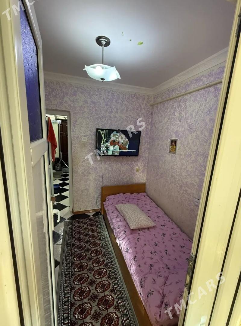 (2297)-11MKR HUNDAÝ SENTR 42-KWADRAT 1-ETAJ  11МКР - Aşgabat - img 3