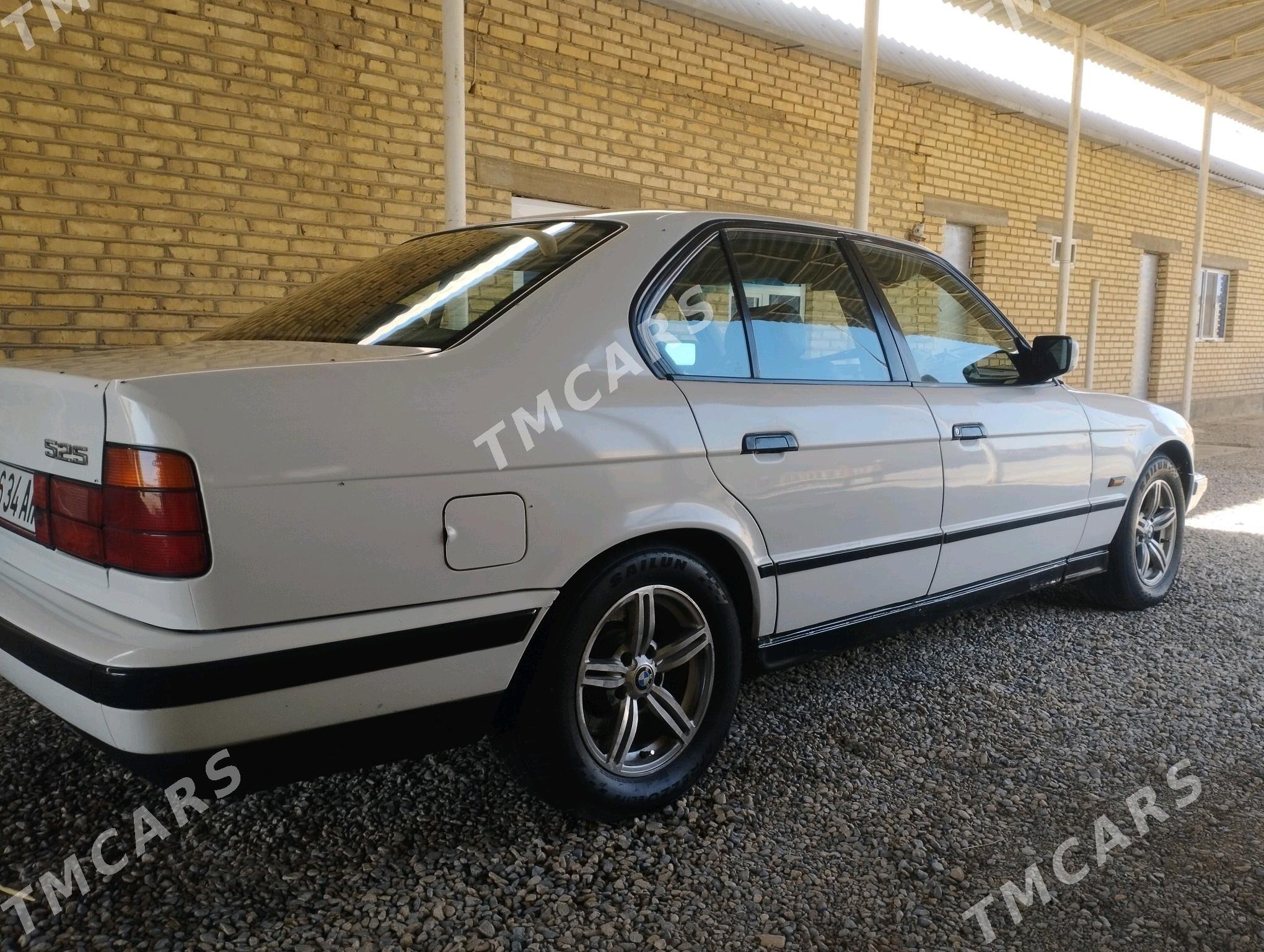 BMW 525 1992 - 52 000 TMT - Кака - img 5