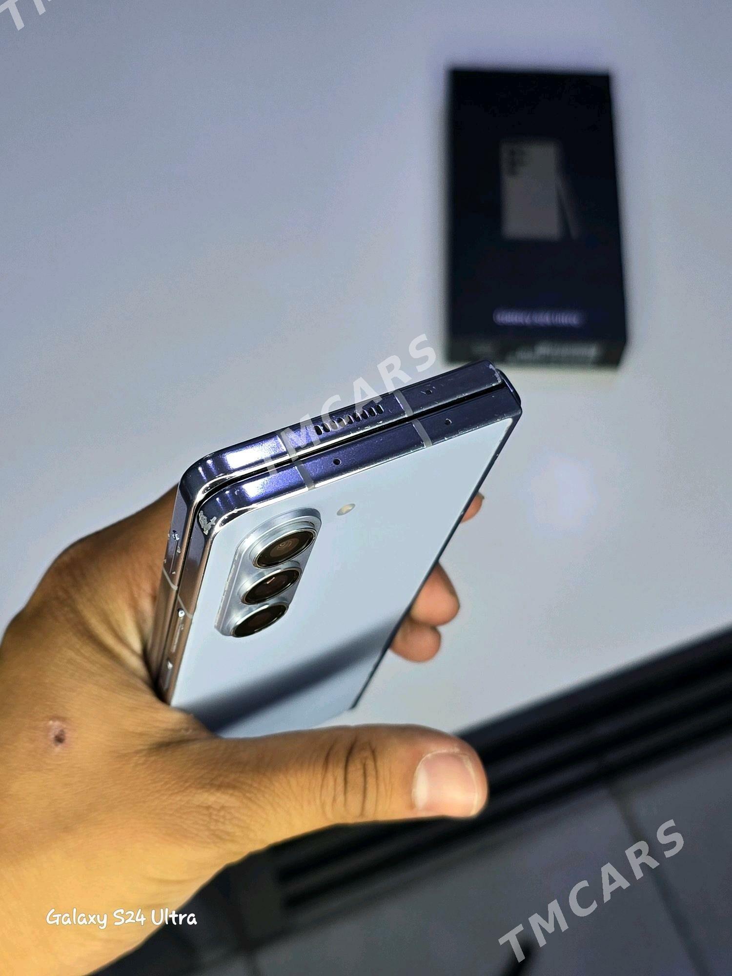 Galaxy Z Fold 5  12/256gb - Mary - img 2
