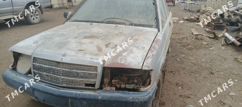 Mercedes-Benz 190E 1985 - 6 000 TMT - Бабадайхан - img 3