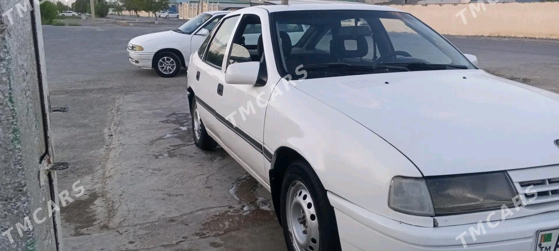 Opel Vectra 1992 - 36 000 TMT - Büzmeýin - img 2