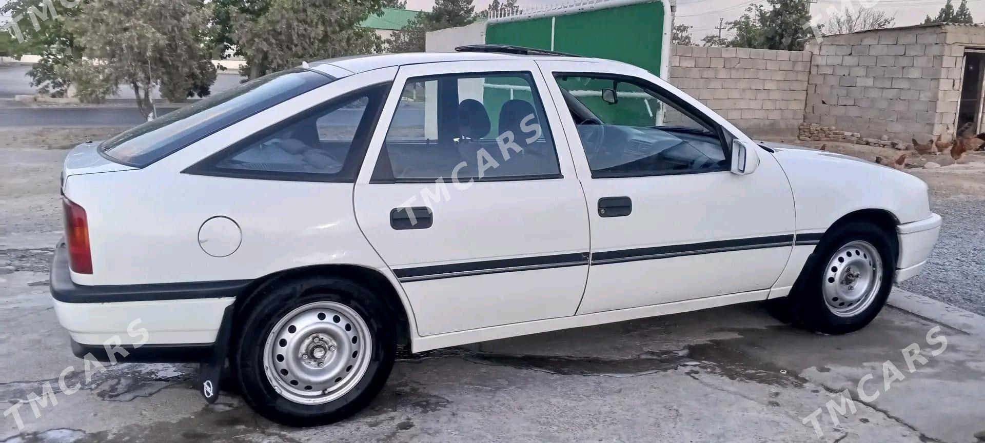 Opel Vectra 1992 - 36 000 TMT - Büzmeýin - img 3