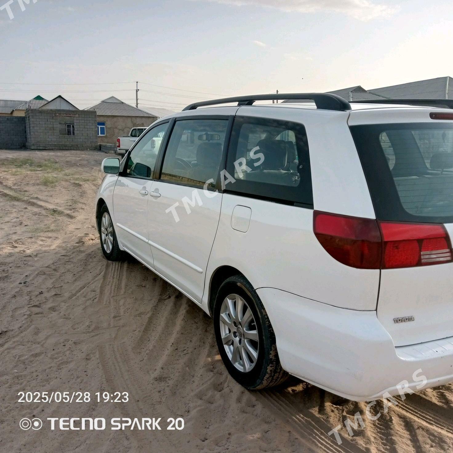 Toyota Sienna 2005 - 180 000 TMT - Büzmeýin - img 5