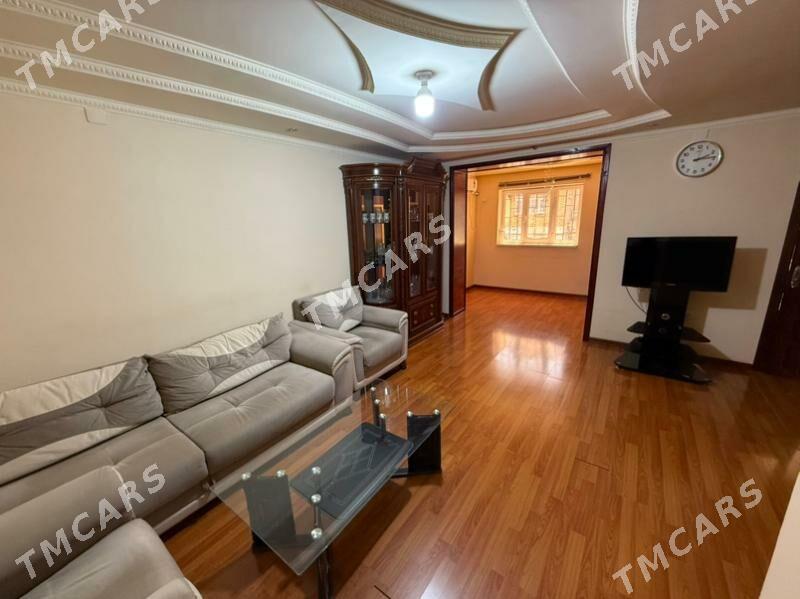 Квартира в центре - Балканабат - img 7