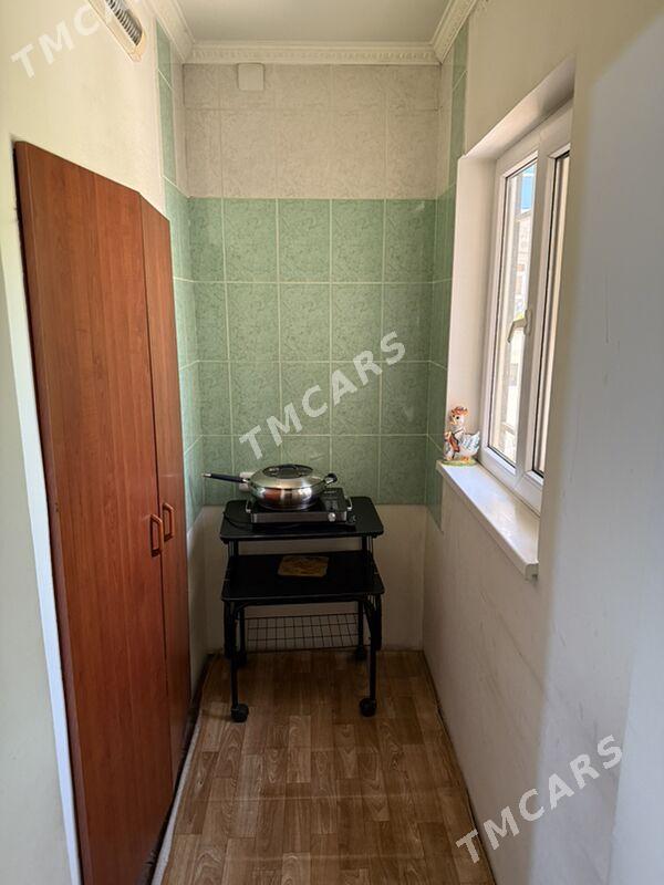 Квартира в центре - Балканабат - img 9
