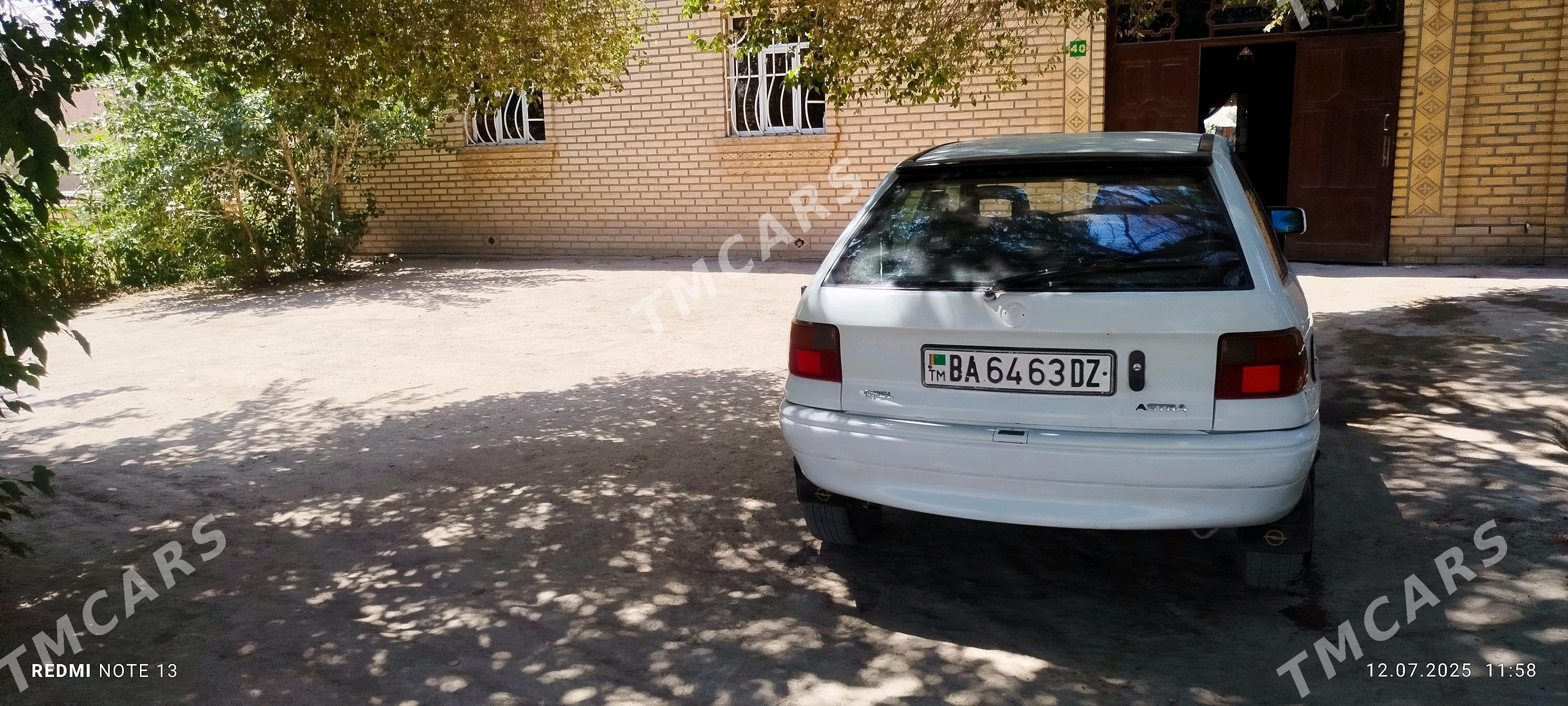 Opel Astra 1993 - 36 000 TMT - Гурбансолтан Едже - img 4