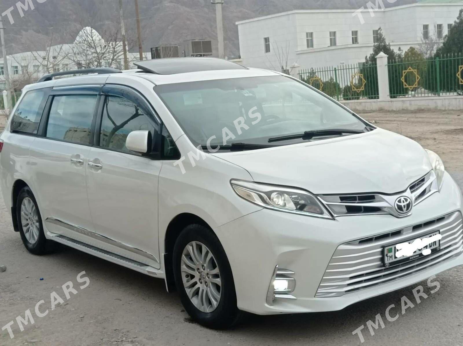 Toyota Sienna 2016 - 390 000 TMT - Balkanabat - img 1