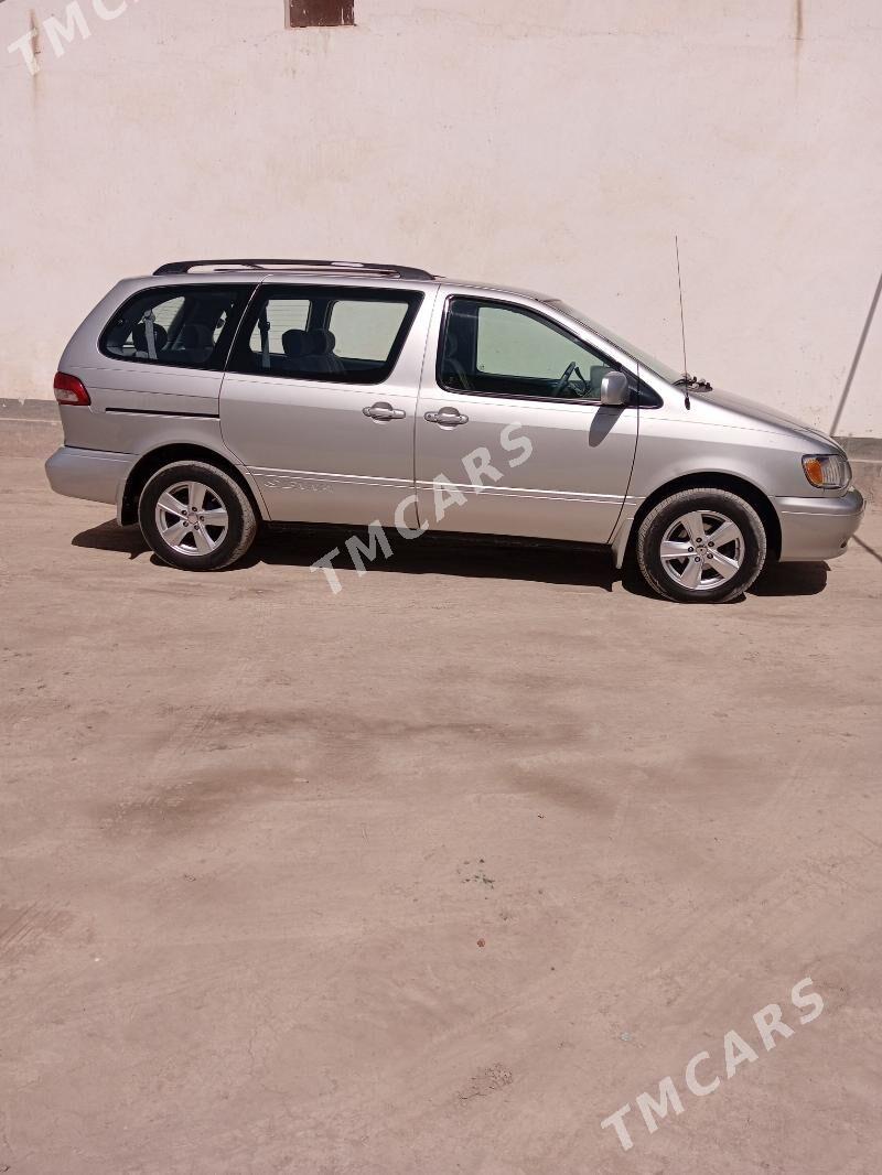 Toyota Sienna 2002 - 165 000 TMT - Халач - img 6