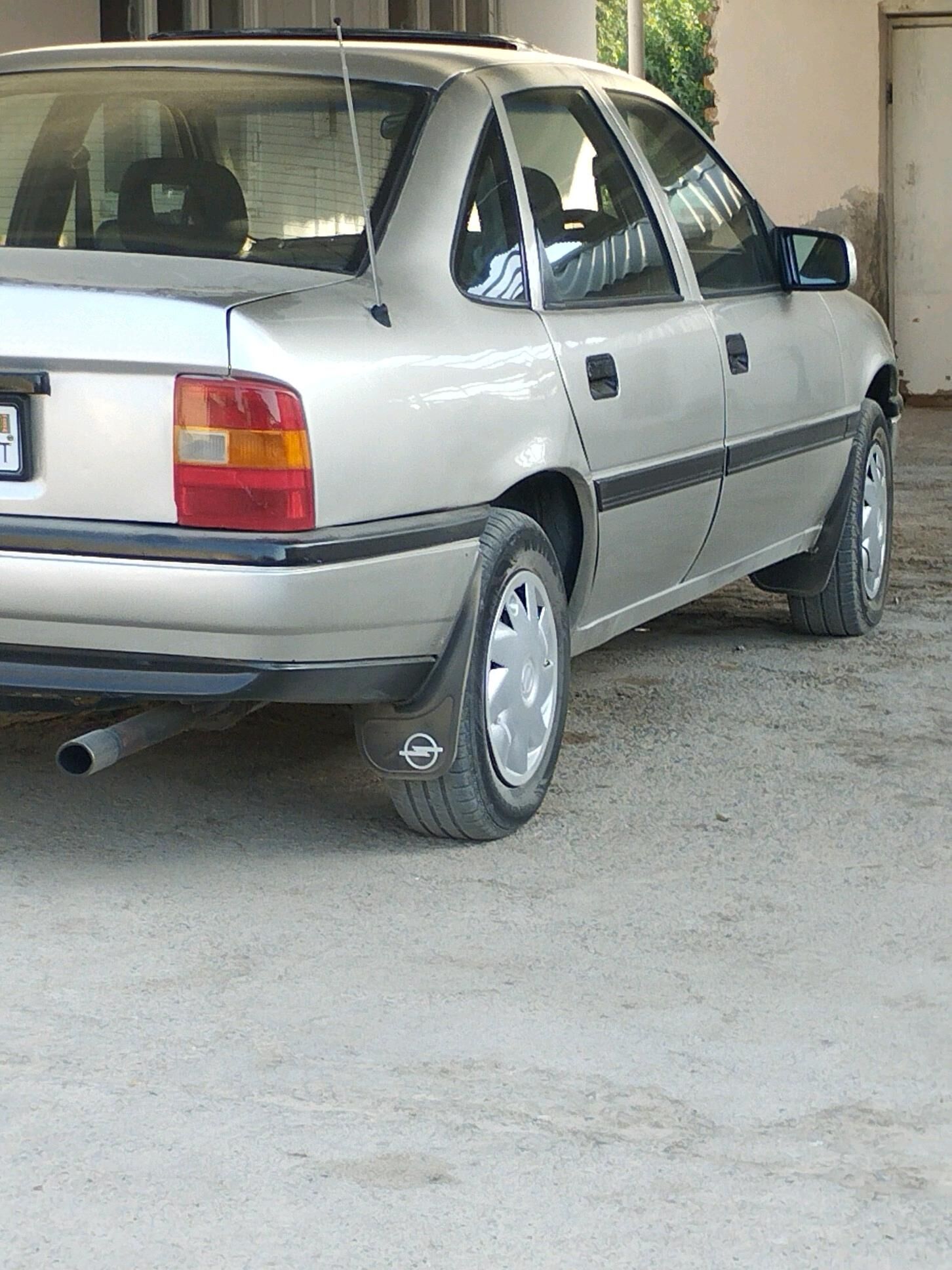 Opel Vectra 1992 - 40 000 TMT - Мары - img 10