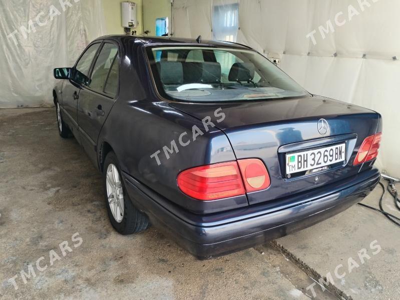 Mercedes-Benz E320 1999 - 54 000 TMT - Gumdag - img 2
