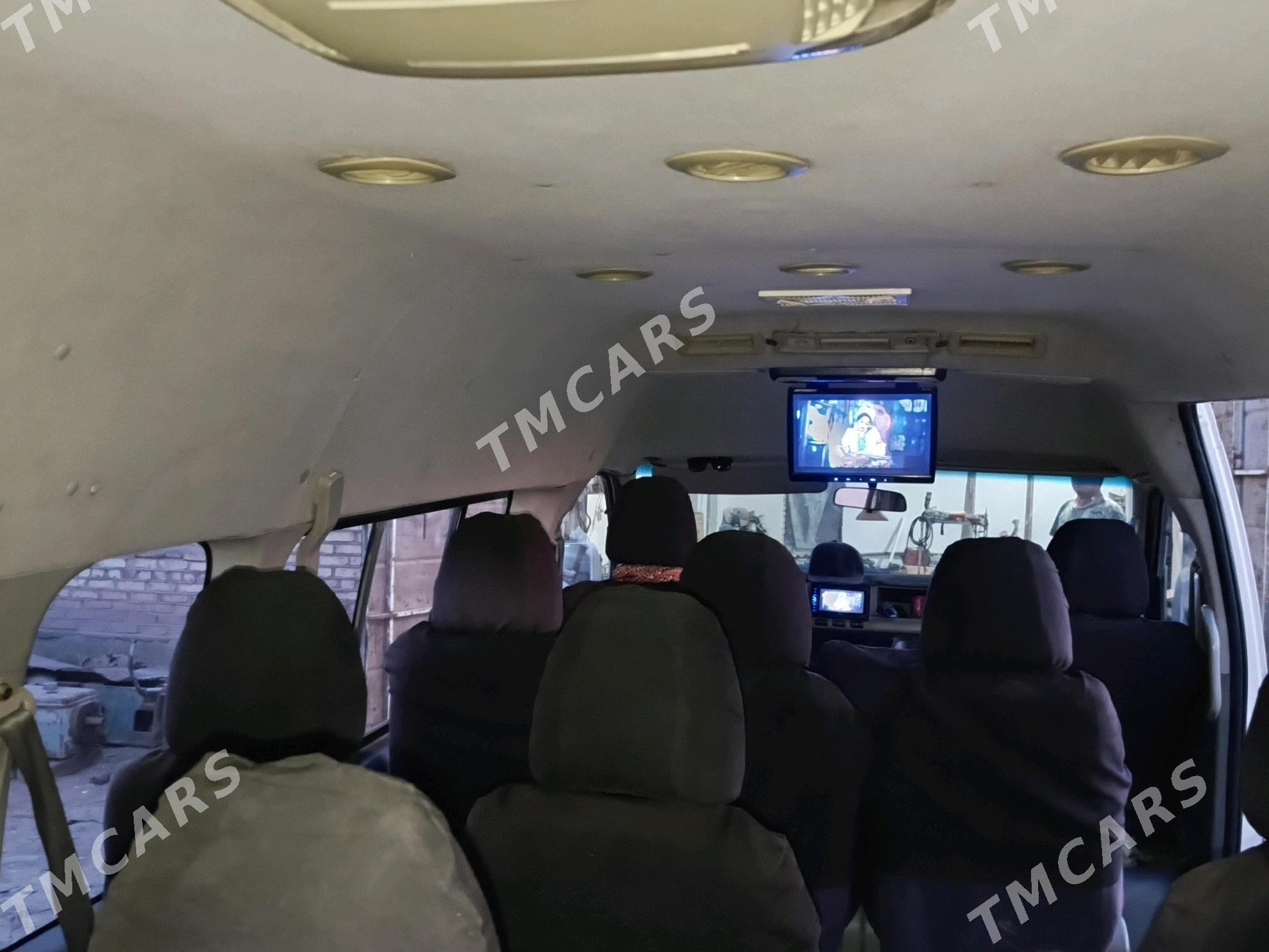 Toyota Hiace 2012 - 250 000 TMT - Бабадайхан - img 5