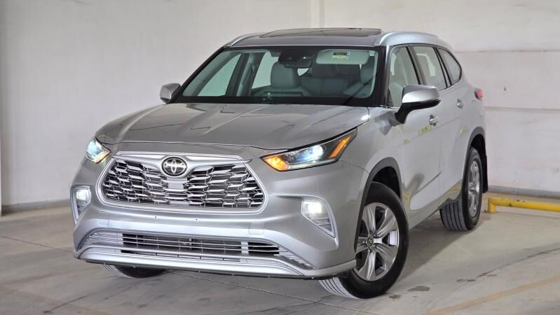Toyota Highlander 2022 - 546 000 TMT - Ашхабад - img 1