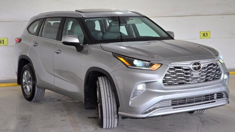 Toyota Highlander 2022 - 546 000 TMT - Ашхабад - img 2