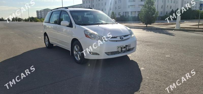 Toyota Sienna 2009 - 195 000 TMT - Ашхабад - img 2