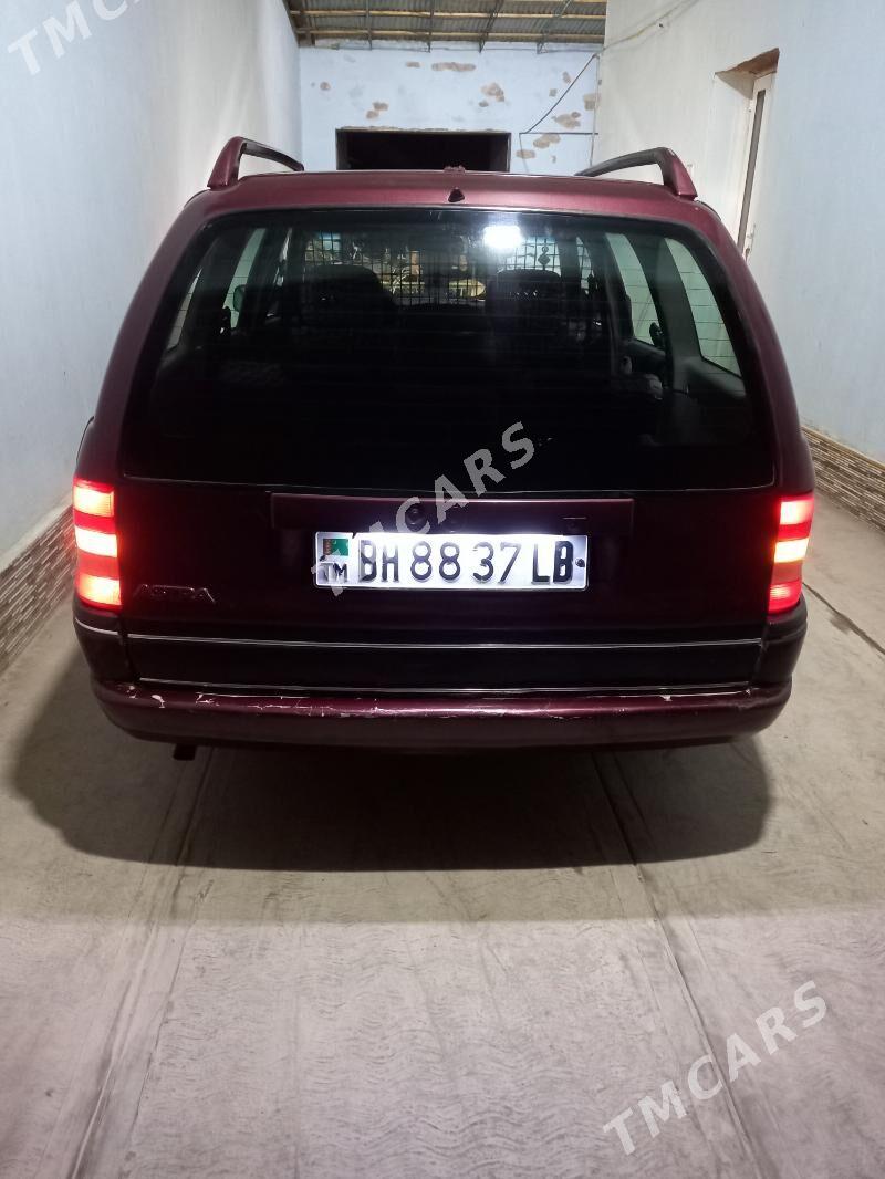 Opel Astra 1992 - 24 000 TMT - Дянев - img 2
