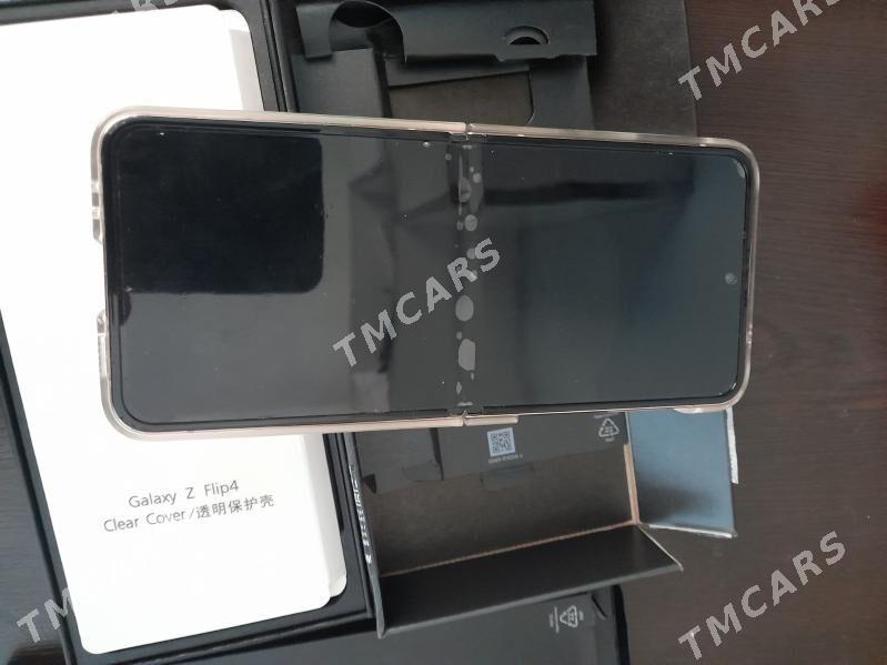 Telefon Телефон Galaxy Z Flip4 - Ашхабад - img 2