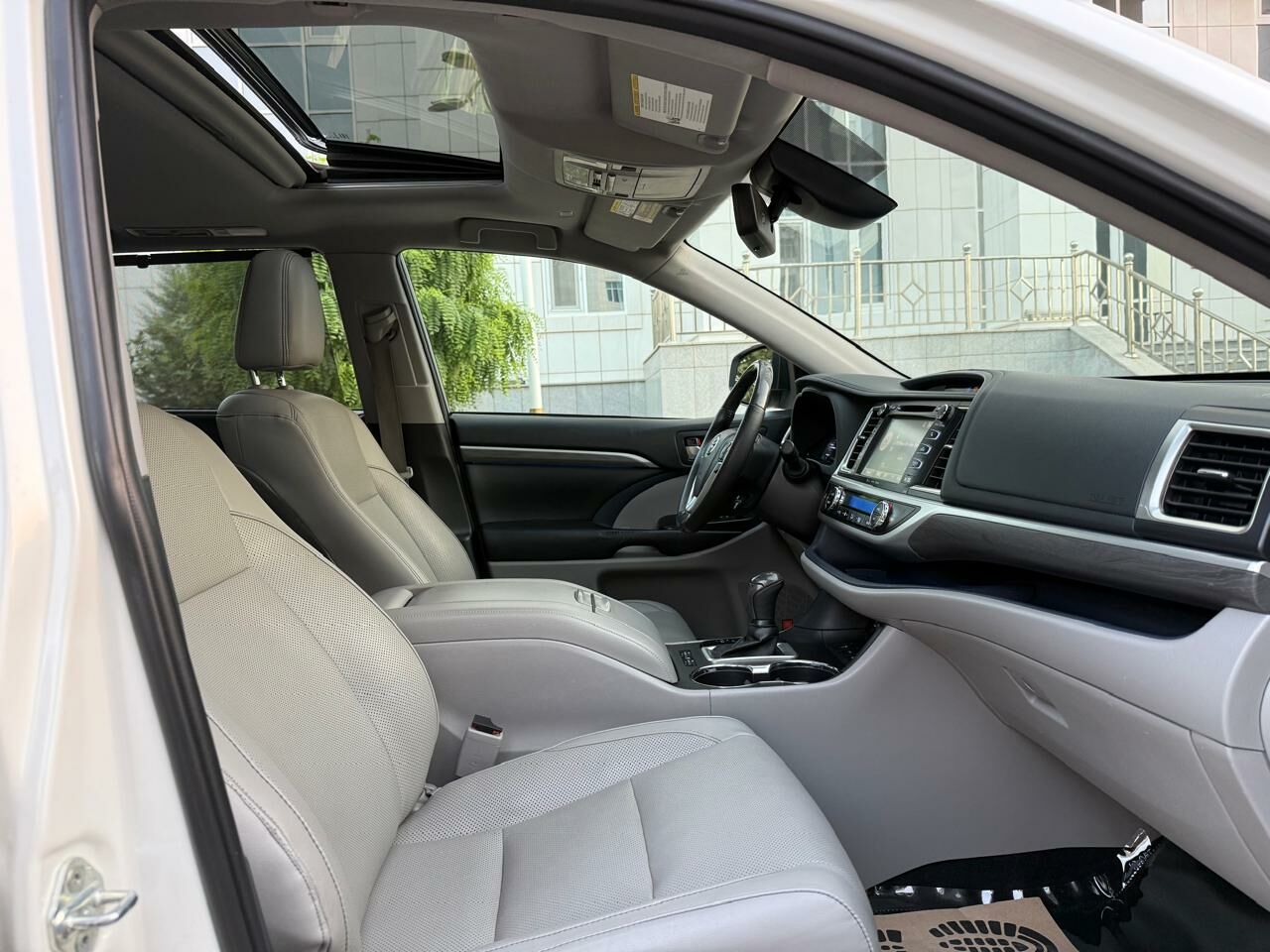 Toyota Highlander 2019 - 525 000 TMT - Ашхабад - img 8