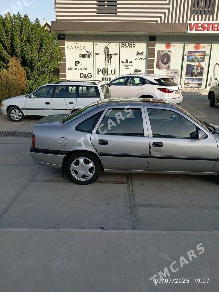 Opel Vectra 1992 - 42 000 TMT - Мары - img 4