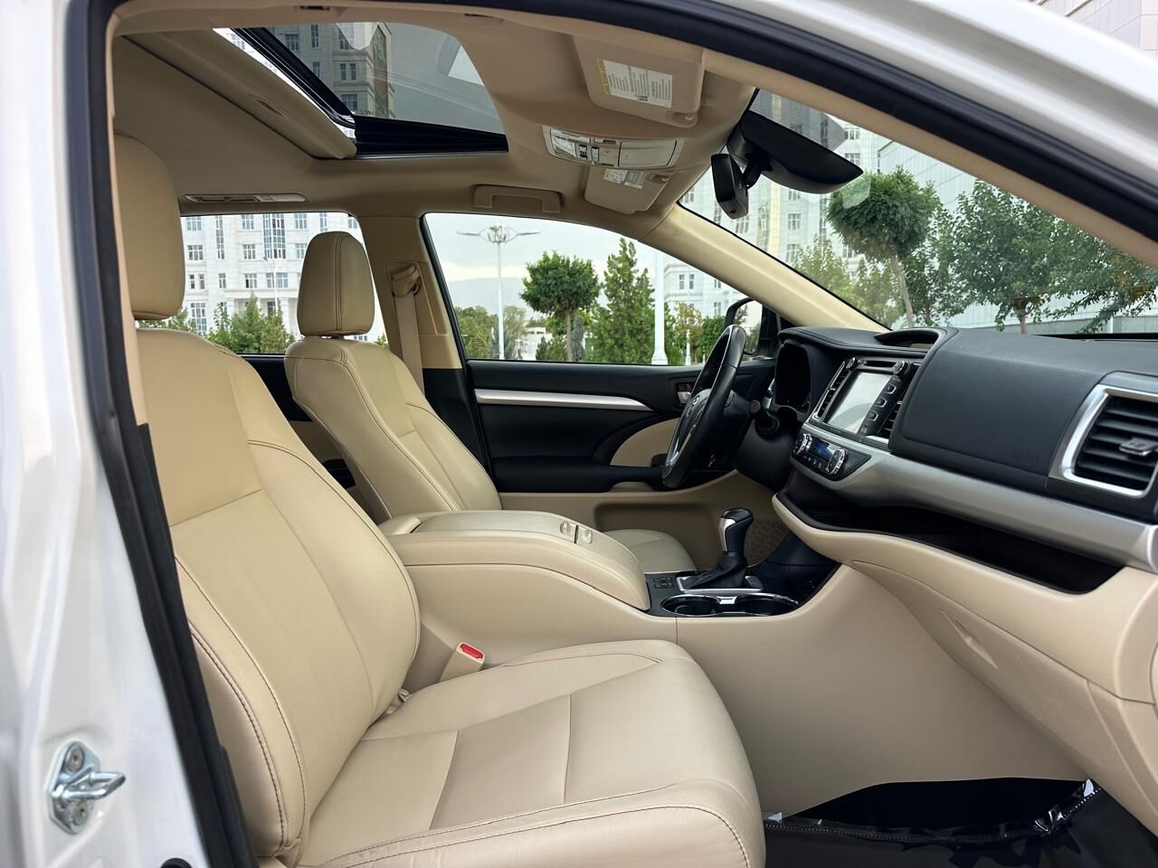 Toyota Highlander 2019 - 520 000 TMT - Ашхабад - img 9