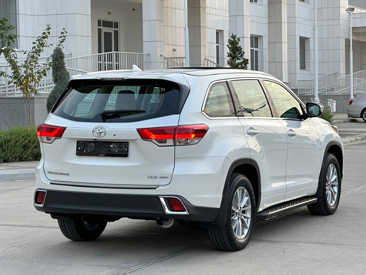 Toyota Highlander 2019 - 520 000 TMT - Ашхабад - img 6