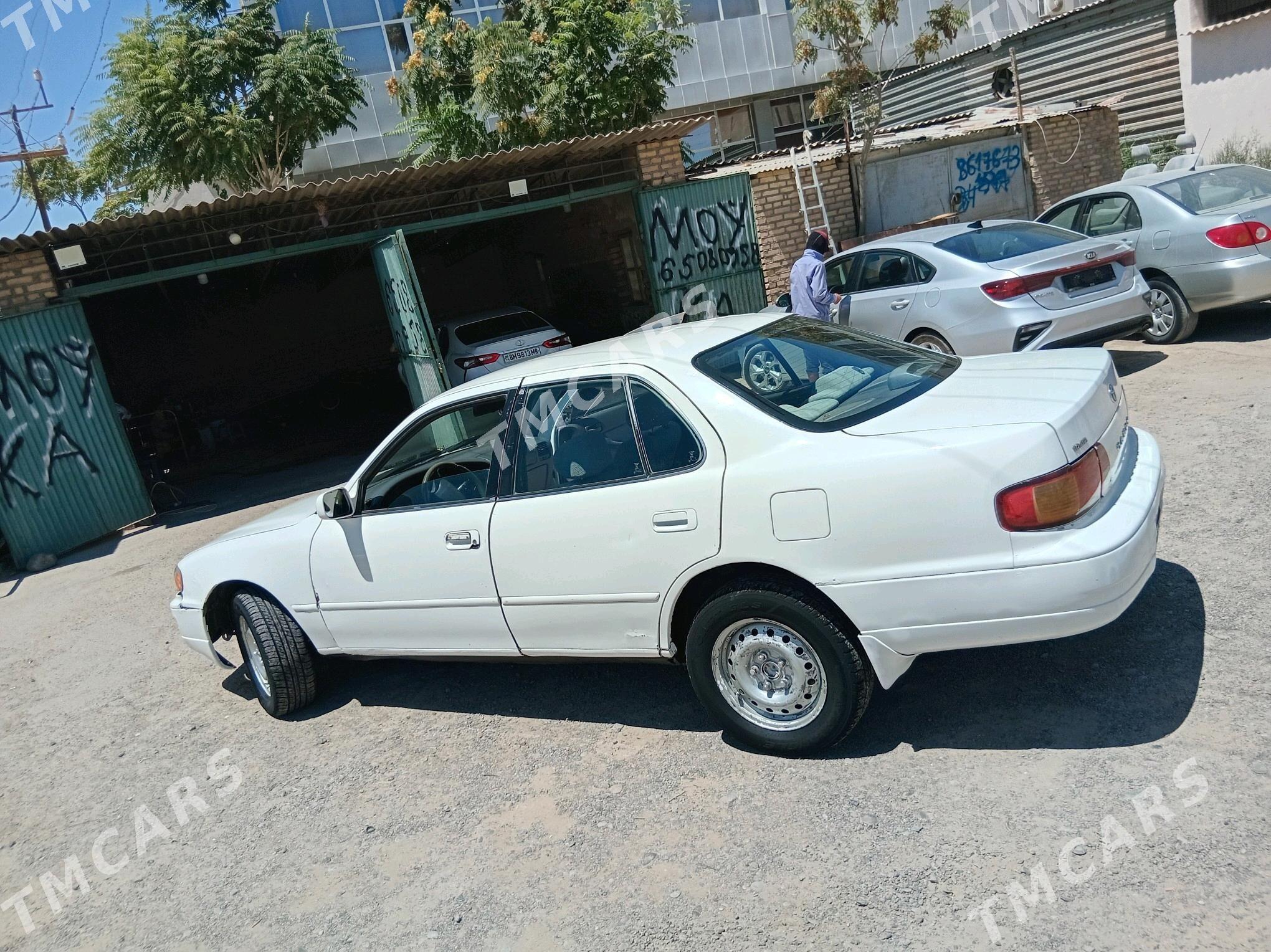 Toyota Camry 1996 - 68 000 TMT - Ёлётен - img 2
