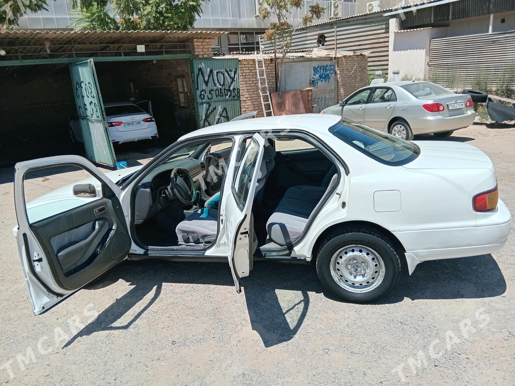 Toyota Camry 1996 - 68 000 TMT - Ёлётен - img 5