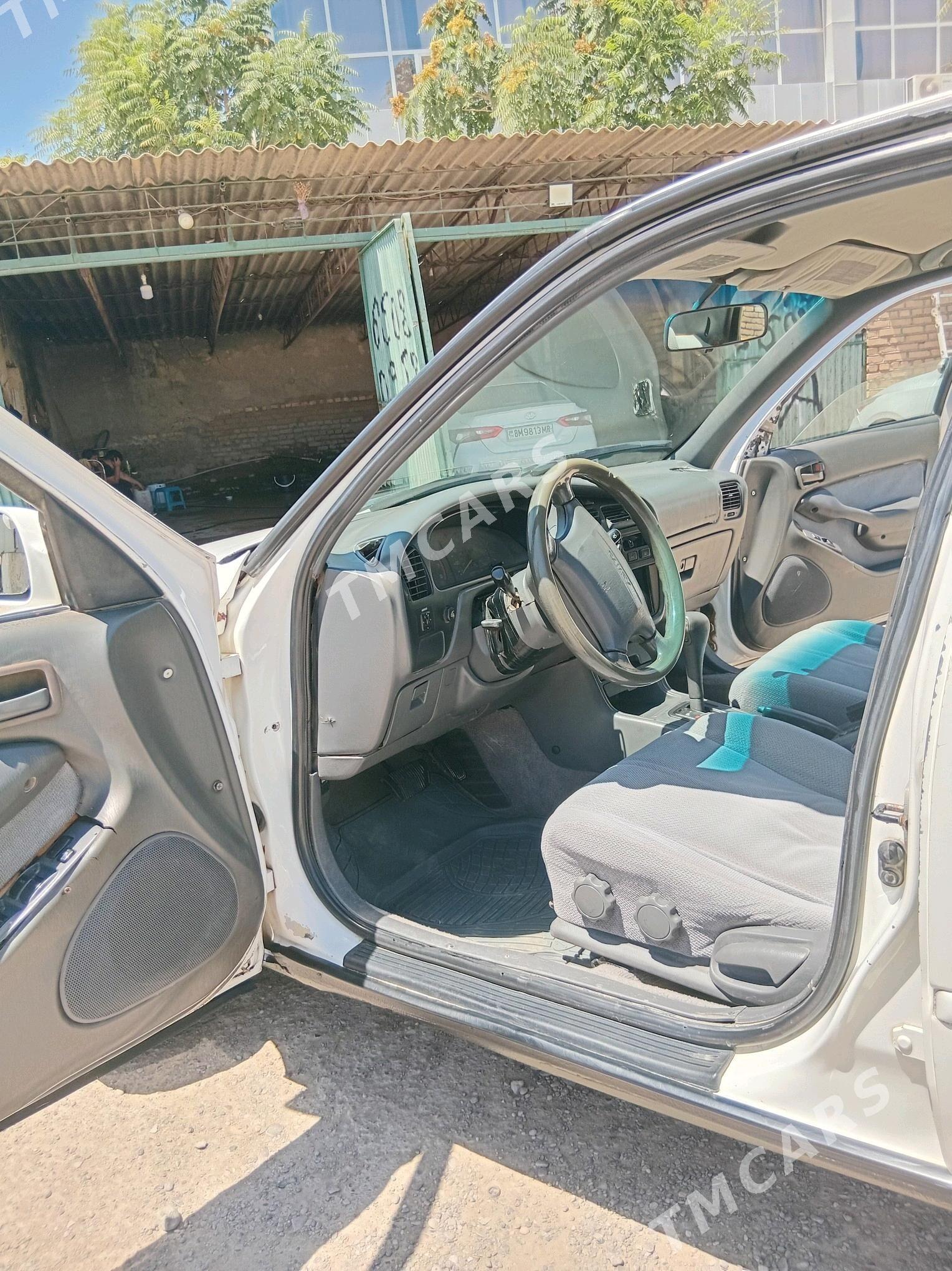 Toyota Camry 1996 - 68 000 TMT - Ёлётен - img 7