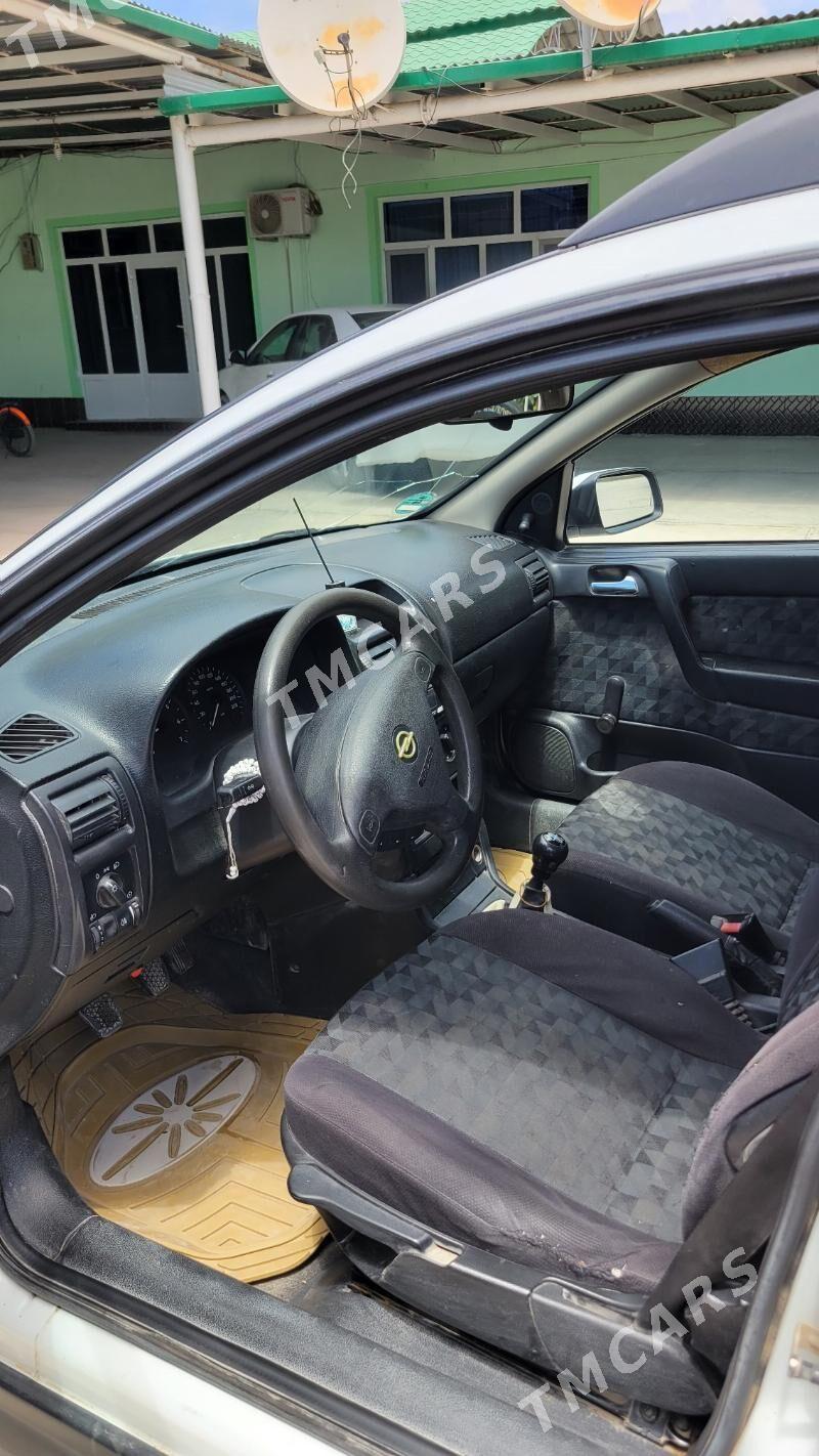 Opel Astra 2002 - 80 000 TMT - Кака - img 8