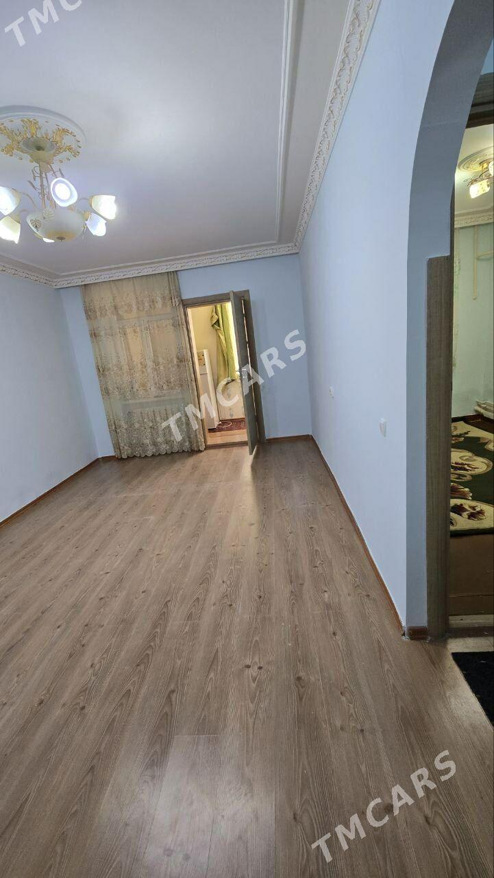 В ЦЕНТРЕ 1 КОМ-АЯ - Ашхабад - img 3