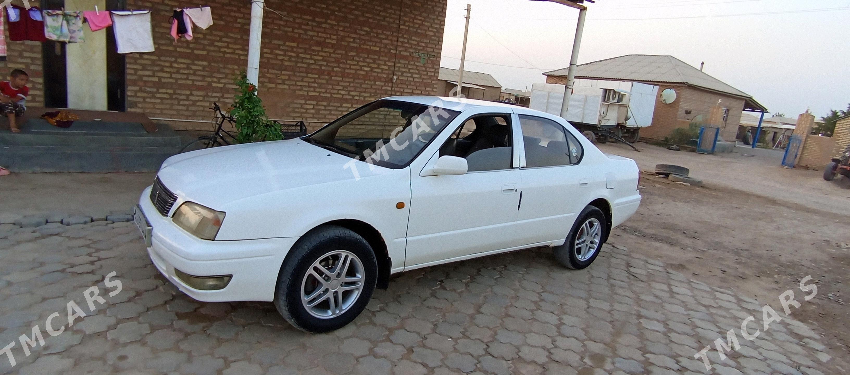 Toyota Camry 1994 - 50 000 TMT - Теджен - img 3